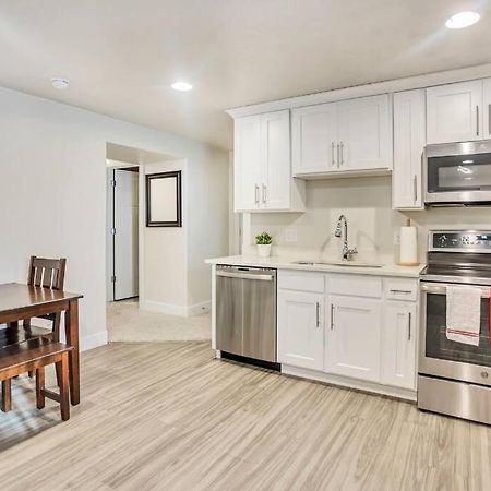 New Furnished 2Bd Apt! Great For Long Stays Vineyard Luaran gambar