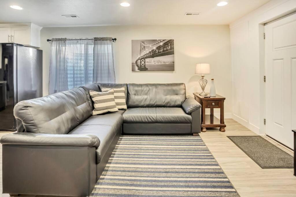 New Furnished 2Bd Apt! Great For Long Stays Vineyard Luaran gambar